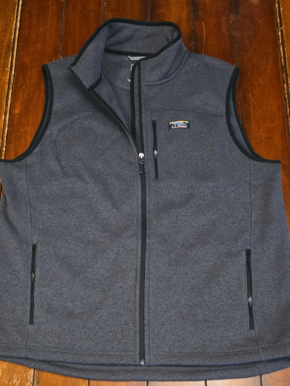 L.L. Bean Men’s Charcoal Gray Full-Zip Fleece Vest